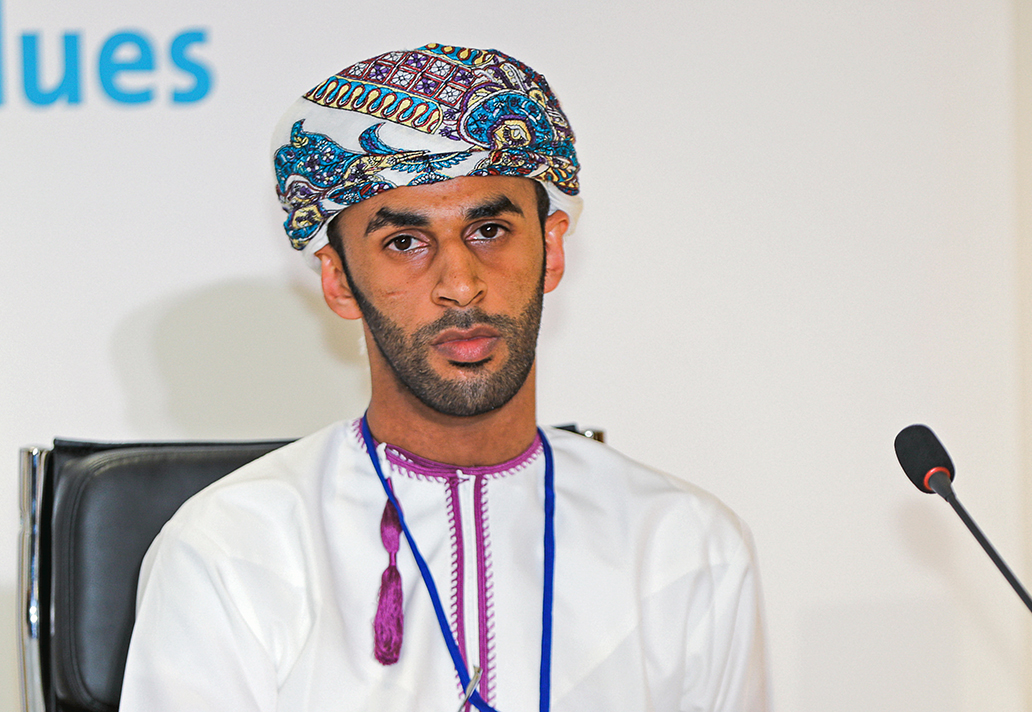 Mobarak bin Khamis Al Hamdani: Tribalism between Political Disintegration and Social Repositioning in Omani Society 